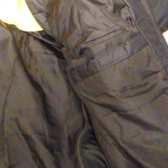 Members Only Puff Jacket Sponge Bob - Picture 6 of 7